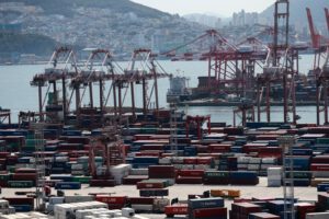 Xuất khẩu tháng 9 đạt mức cao kỷ lục trong lịch sử với 55,83 tỷ USD